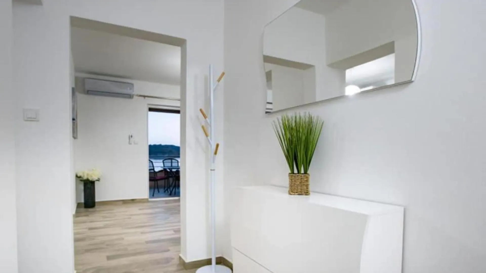 Apartments Villa Oceanus Rab Town 0*,  Croatia