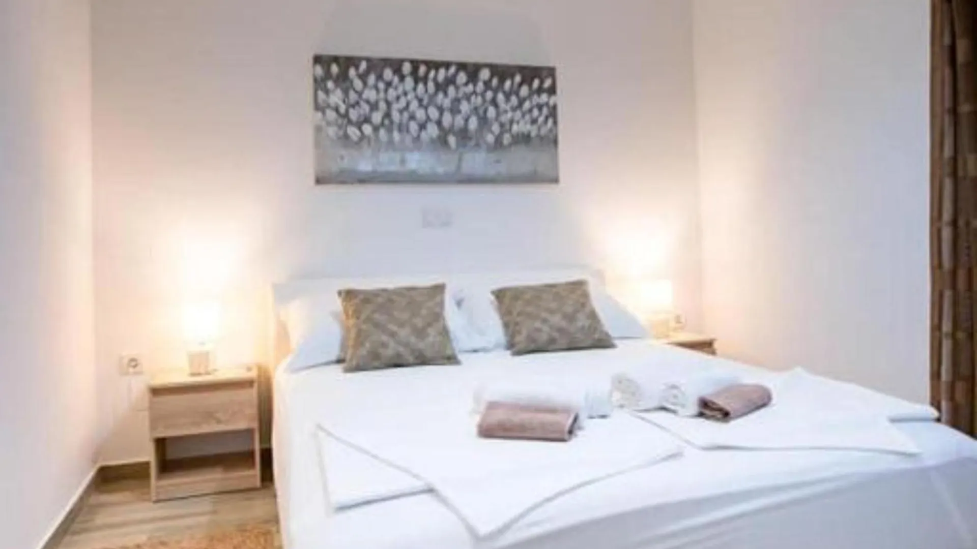 Apartments Villa Oceanus Rab Town Croatia